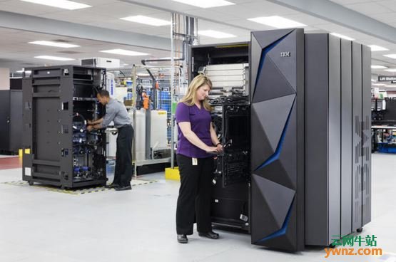 IBM推出适应云环境的瘦身大型机
